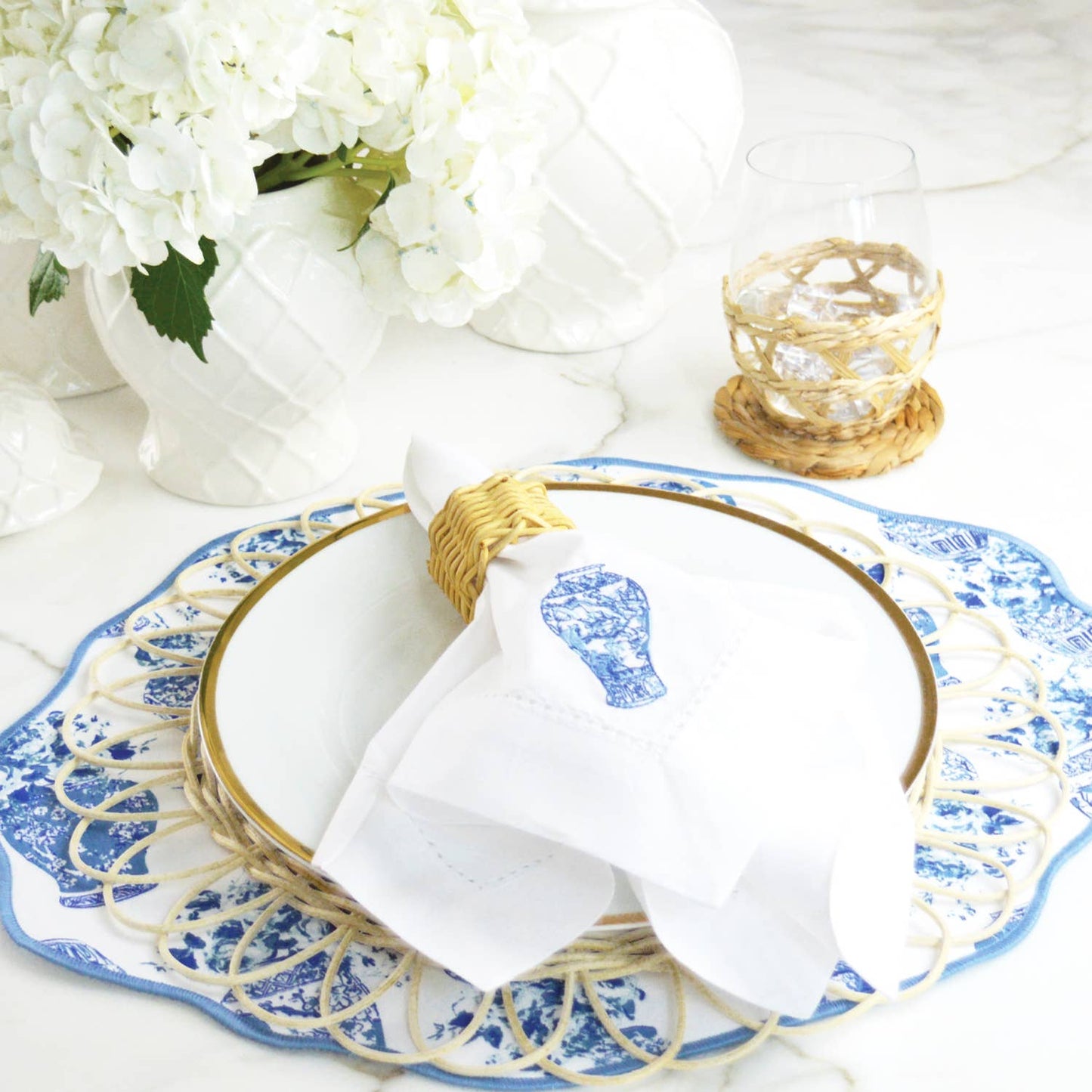 Ginger Jar Rose Scalloped Reversible Placemat Set