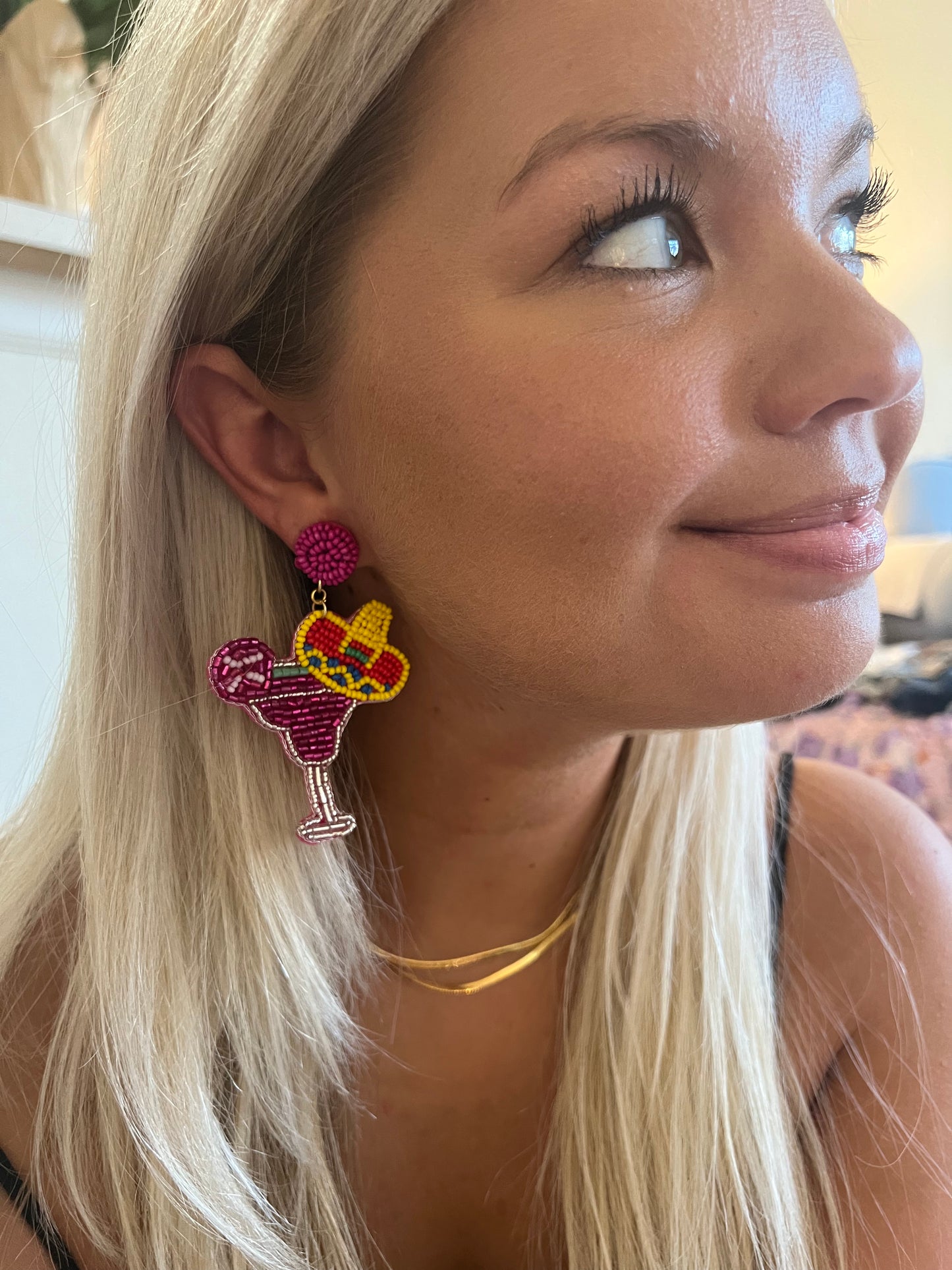 Margarita Glass with Sombrero Earring HOT PINK